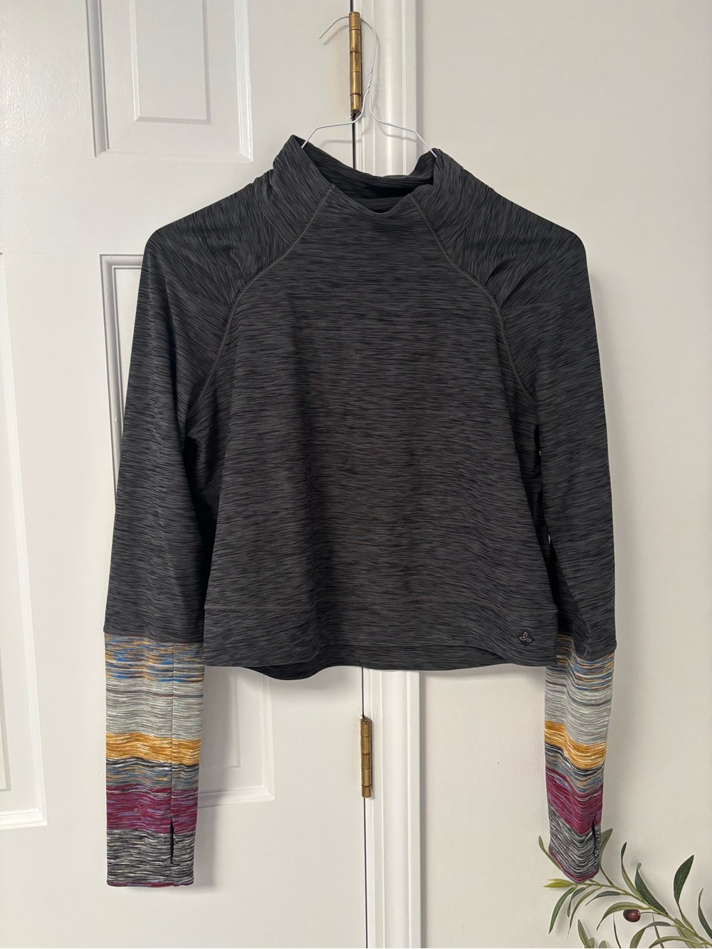Prana Long Sleeve Cropped Performance Top Size Large
